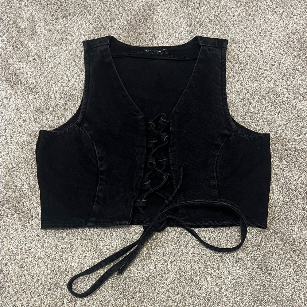 NWOT Nasty Gal Tie-front Black Denim Crop Vest